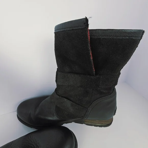 Sorel Black Leather Boots Womens 7 Plaid Lining Buckles - Picture 12 of 15